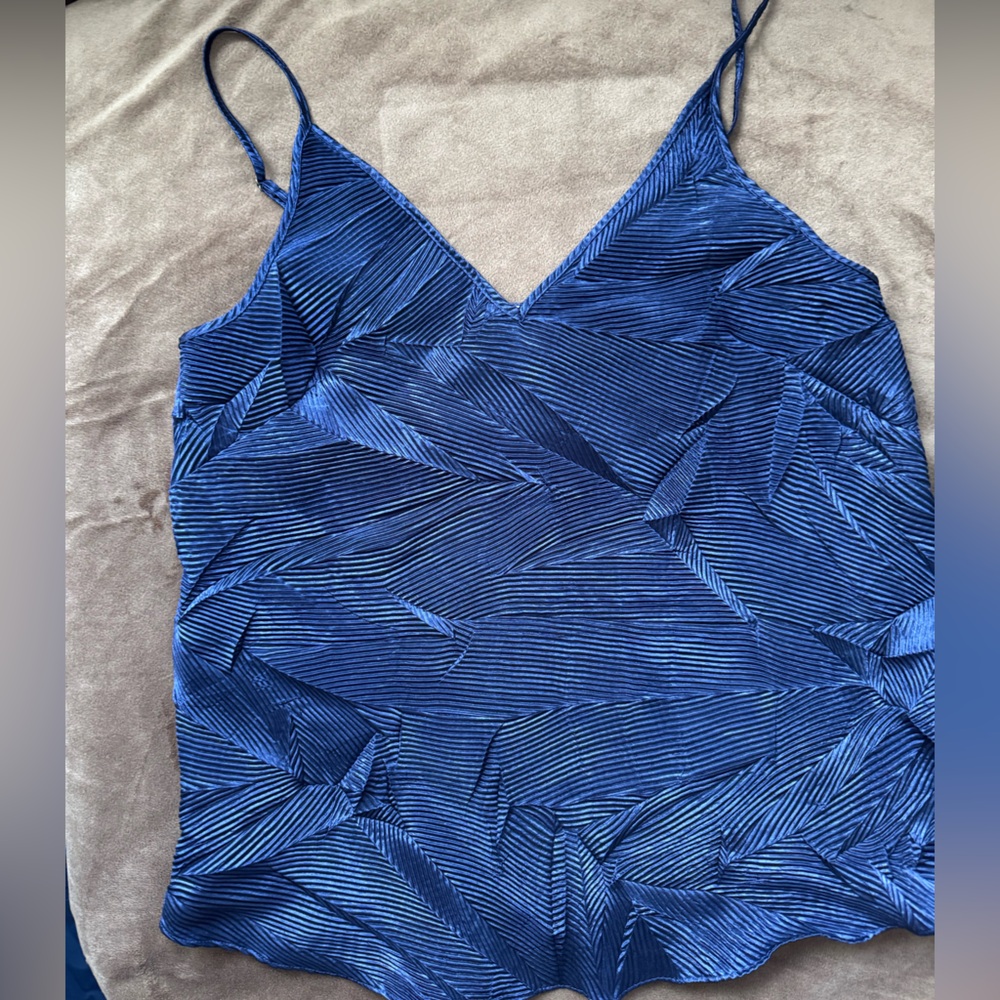 Anthropology NWOT textured top royal blue